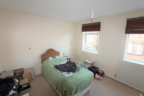 14 Laurier Road, Croydon, CR0 6JQ