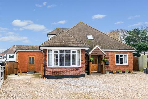 9 Brampton Close, Westcliff-on-sea, SS0 0DY