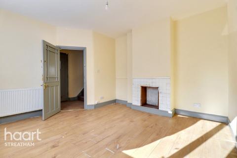4 bedroom end of terrace house to rent, Taffy's How, Mitcham CR4