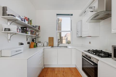 Studio for sale, Boston Road, Hanwell, W7