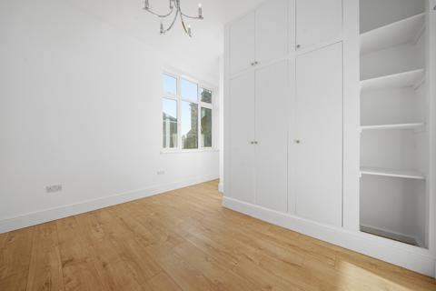 21c Boston Road, London, W7 3SJ