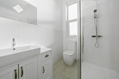 21c Boston Road, London, W7 3SJ