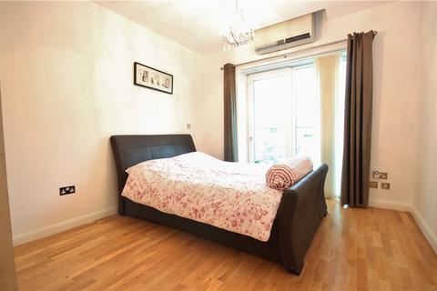 2 bedroom apartment to rent, Uxbridge Road, London, W5