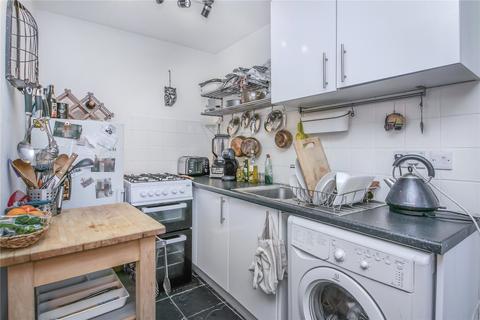 24 Lion Mills, London, E2 7ST