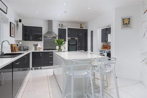 4 Briar Close, Barleythorpe, Oakham, LE15 7UJ