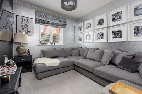 4 Briar Close, Barleythorpe, Oakham, LE15 7UJ