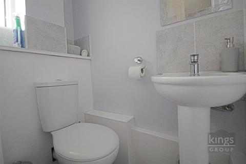 150 Tithelands, Harlow, CM19 5NF