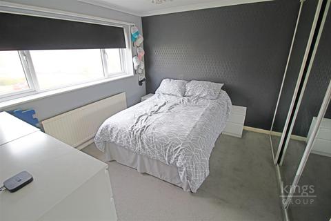 150 Tithelands, Harlow, CM19 5NF