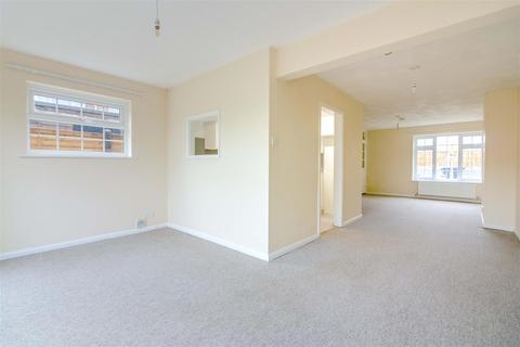 12 Lychpole Walk, Goring By Sea, Worthing, BN12 6NN