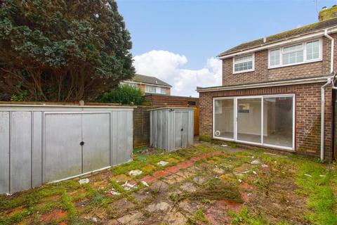 12 Lychpole Walk, Goring By Sea, Worthing, BN12 6NN