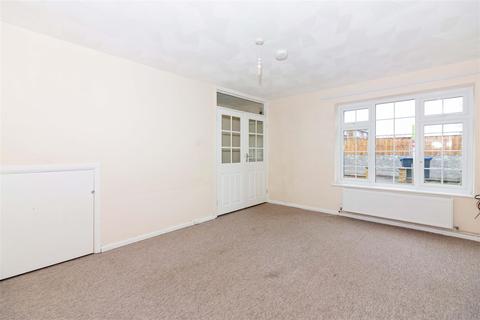 12 Lychpole Walk, Goring By Sea, Worthing, BN12 6NN
