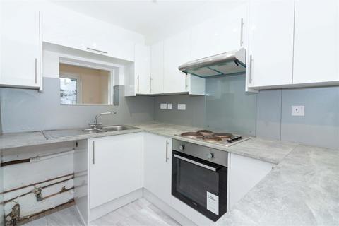 12 Lychpole Walk, Goring By Sea, Worthing, BN12 6NN