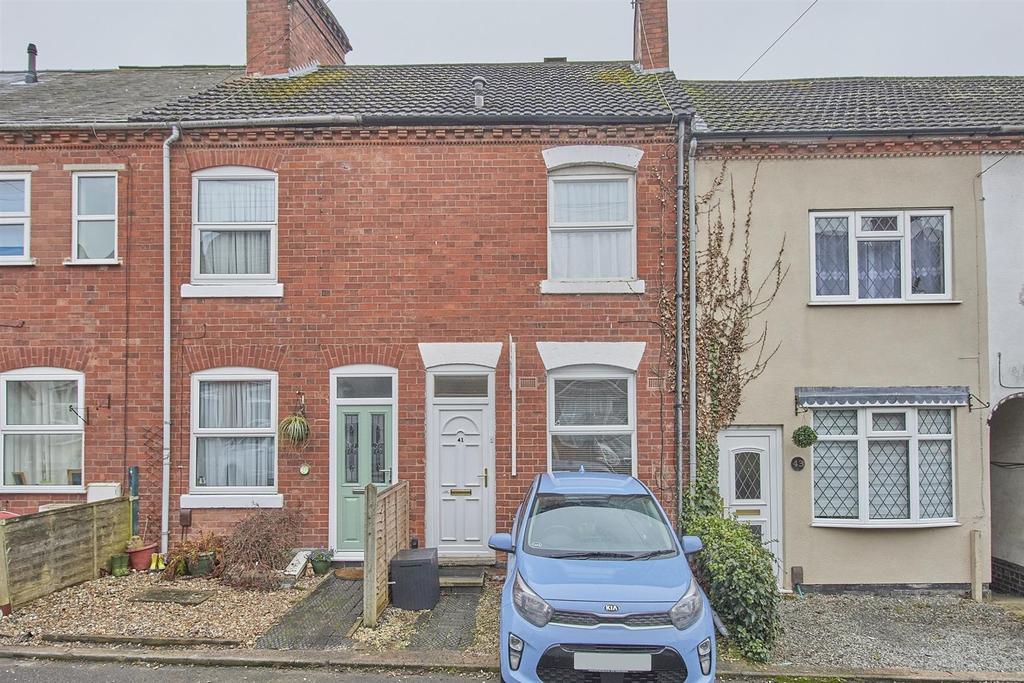 Gopsall Road, Hinckley 2 bed terraced house £140,000