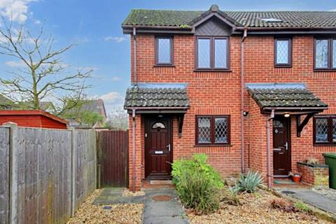 2 bedroom end of terrace house to rent, St Lawrence Close, Hedge End, Southampton SO30