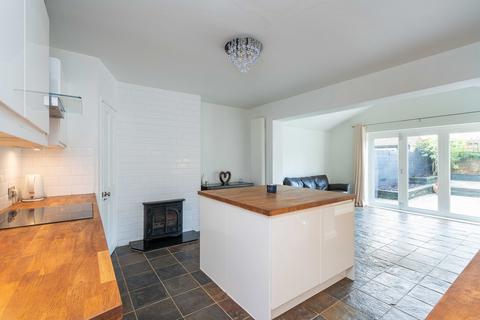 18 Ashley Road, Westcott, Dorking, RH4 3QJ