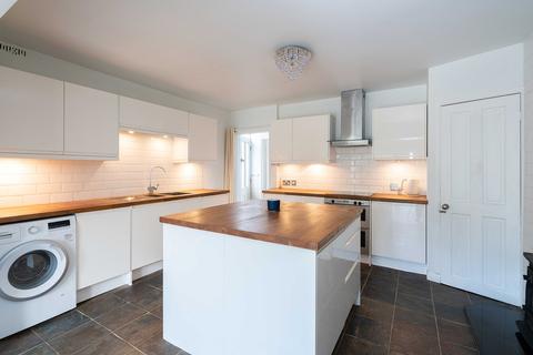 18 Ashley Road, Westcott, Dorking, RH4 3QJ