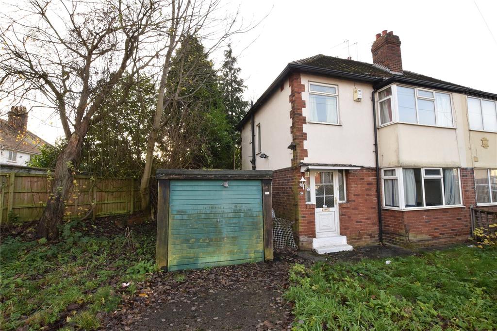 St. Annes Drive, Leeds, West Yorkshire 2 bed semidetached house £210,000