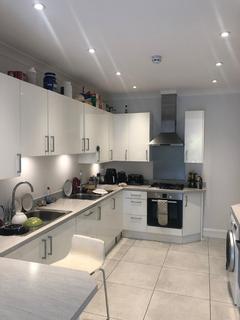 1 bedroom semi-detached house to rent, GREAT NORTH WAY, HENDON, NW4 1HS