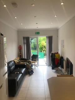 1 bedroom semi-detached house to rent, GREAT NORTH WAY, HENDON, NW4 1HS