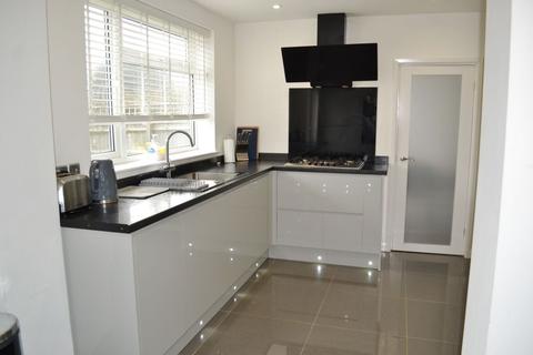 66 Bridgewater Drive, Northampton, NN3 3AG