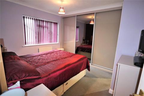 30 Cowslip Road, Broadstone, BH18 9QZ
