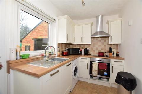 7 Postling Road, Folkestone, CT19 4PH
