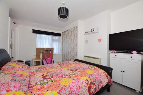 7 Postling Road, Folkestone, CT19 4PH