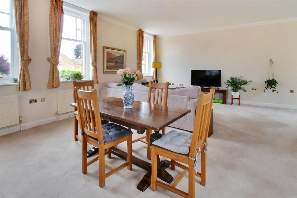 Sitting/Diningroom