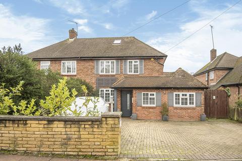 5 Tiepigs Lane, Bromley, BR2 7HJ