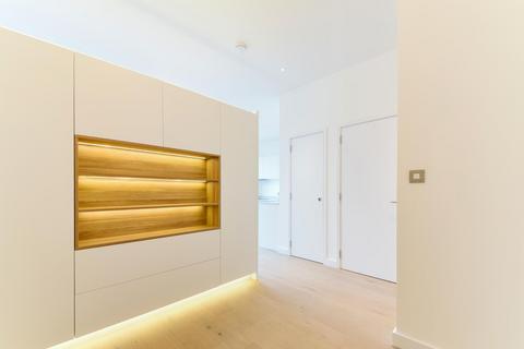 Flat to rent, Hill House, Archway, London, N19