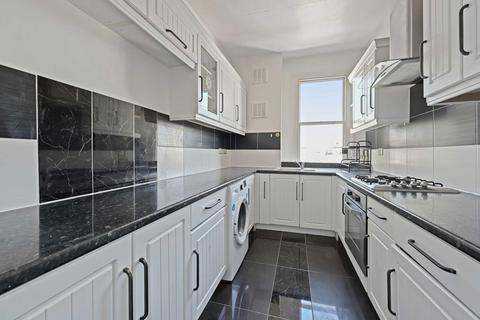 3 bedroom apartment to rent, Ormiston Grove, Shepherds Bush, London W12 0JT