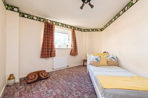 5 Bingham Place, Edinburgh, EH15 3JD