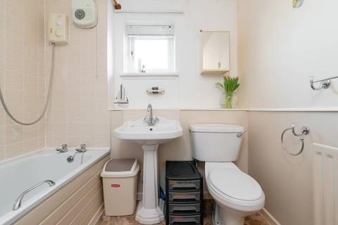 5 Bingham Place, Edinburgh, EH15 3JD