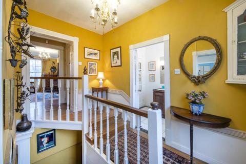 101 South End Road, London, NW3 2RJ