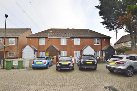 6 Moncrieff Close, London, E6 5TF