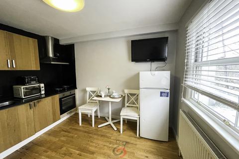 1 bedroom flat to rent, Inverness Terrace, Bayswater, London, London  W2