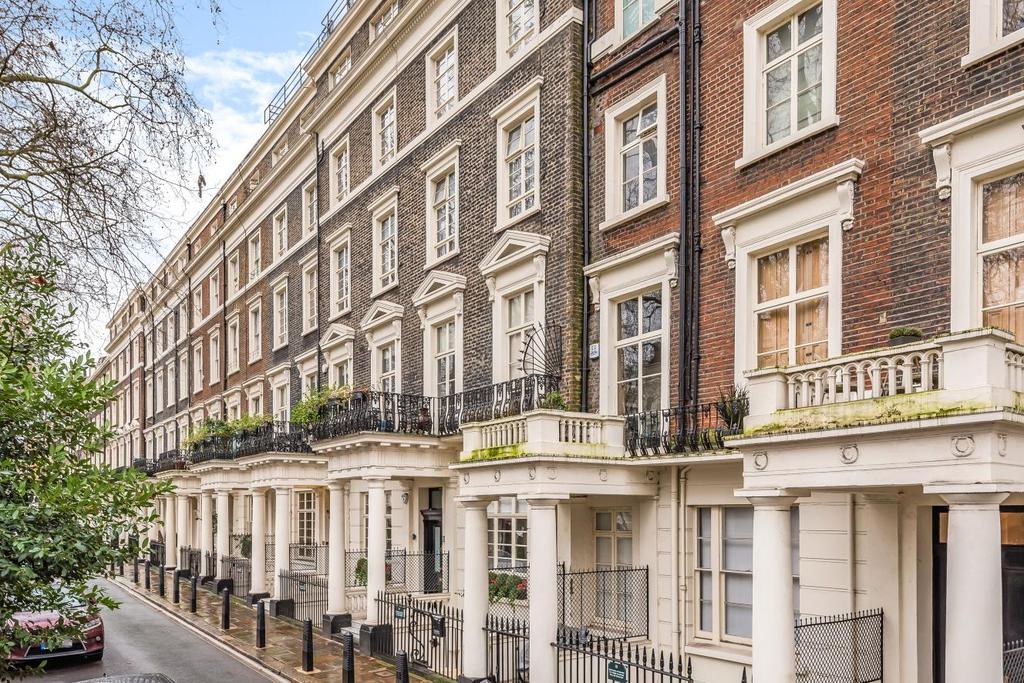 Sussex Gardens, Paddington 3 bed flat for sale - £2,595,000