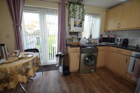 3 bedroom semi-detached house to rent - Everside Drive, Cheetwood, Manchester, M8 8ES