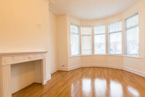 43 Lynford Gardens, Ilford, IG3 9LY