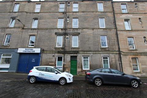 2 bedroom flat to rent, Thorntree Street, Easter Road, Edinburgh, EH6