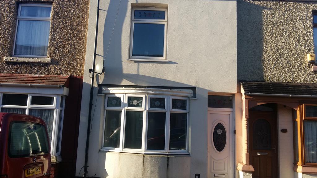 Charles Street, Redcar TS10 3 bed terraced house £475 pcm (£110 pw)