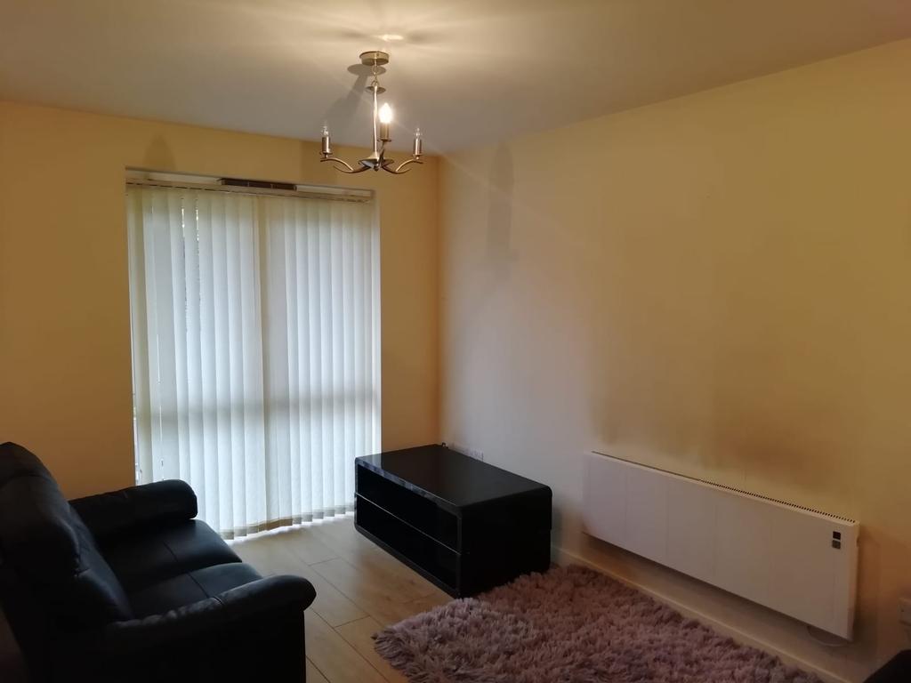 Solihull Heights, New Coventry Road... 2 bed apartment £725 pcm (£167 pw)