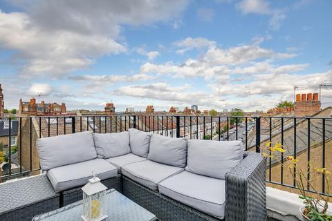 69c Waldemar Avenue, London, SW6 5LR