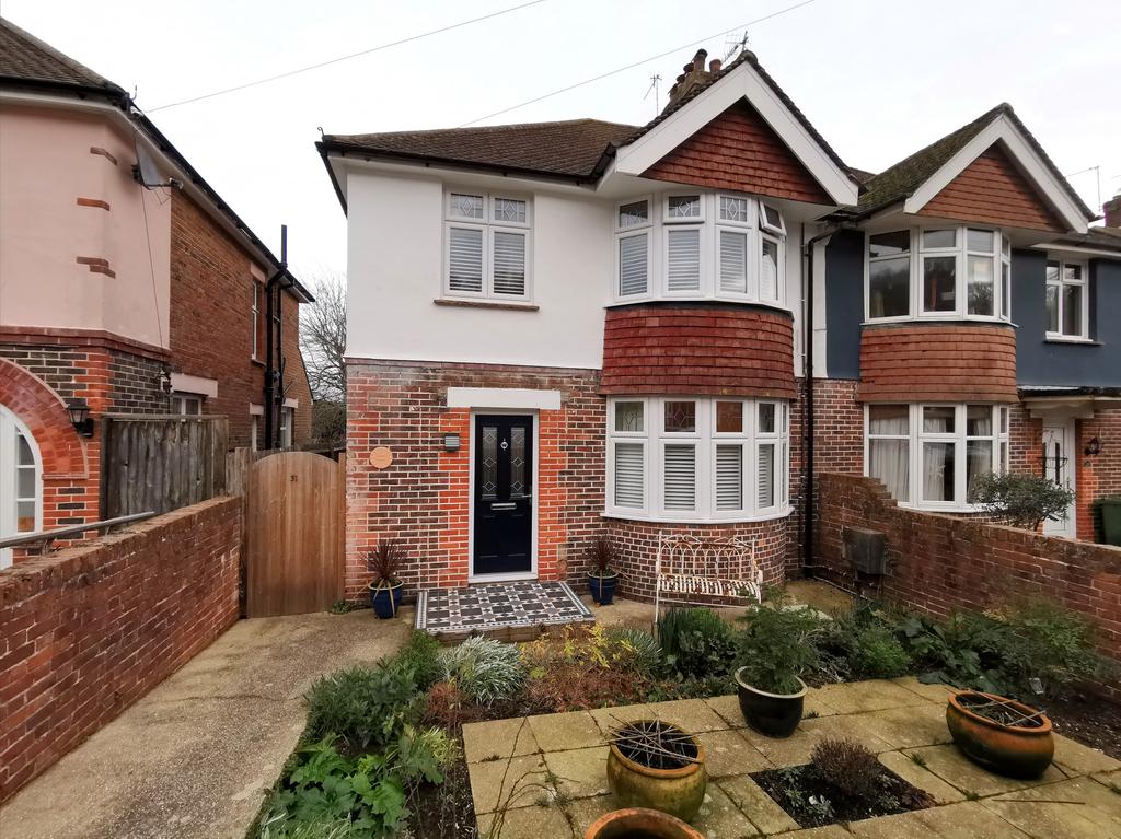 Manvers Road, Eastbourne, East Sussex, BN20 3 bed semidetached house £380,000