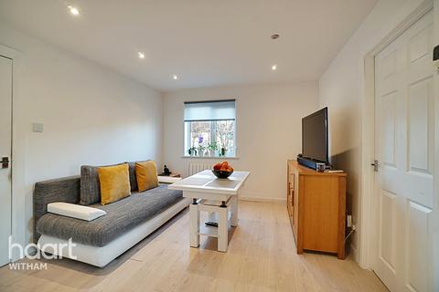 25 Claudius Way, Witham, CM8 1PY