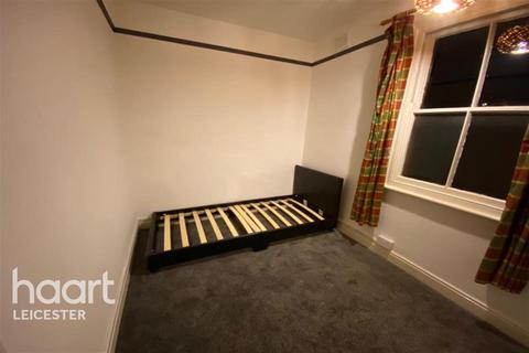 1 bedroom in a house share to rent, Upperton Road off Narborough Road