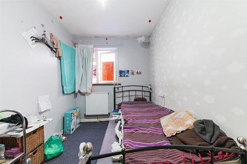 61 Clare Road, Hounslow, TW4 7AT