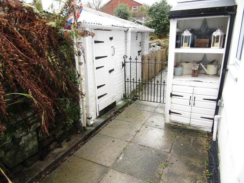 Shed