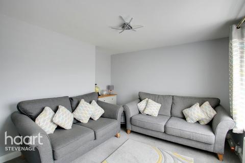 1 Tye End, Stevenage, SG2 8TU