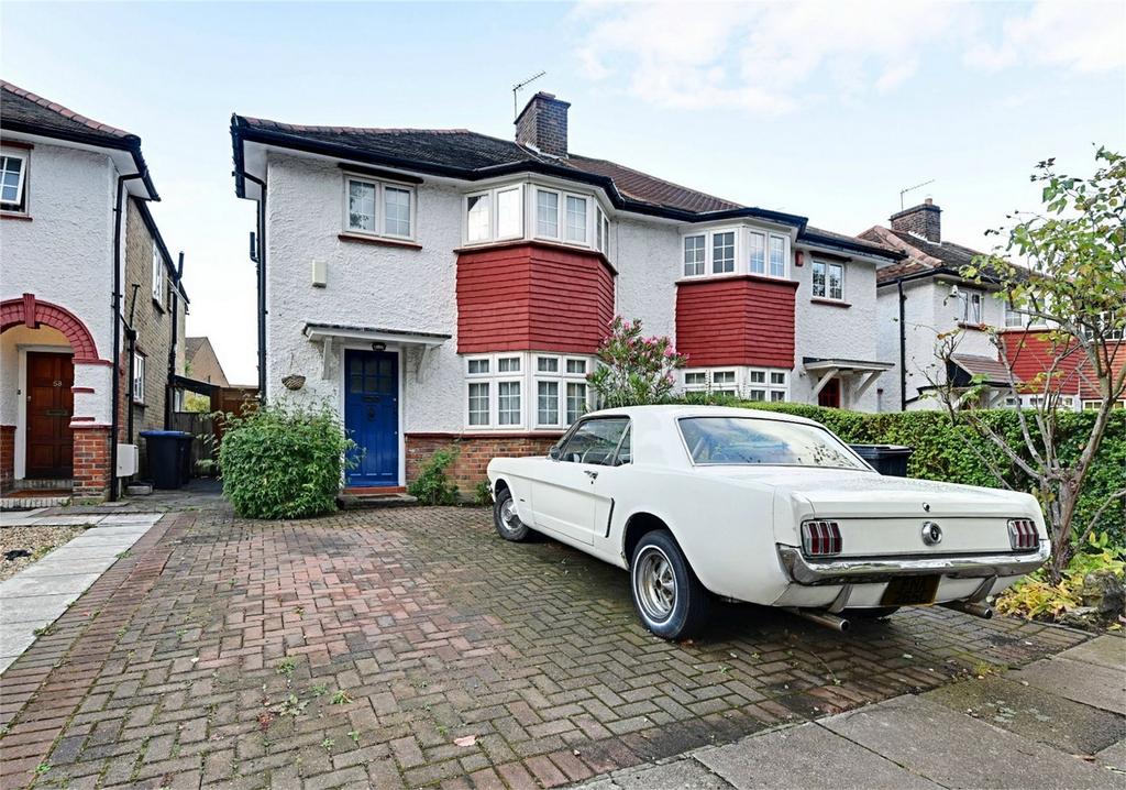 Mayfield Avenue, Southgate, N14 3 bed semidetached house £650,000